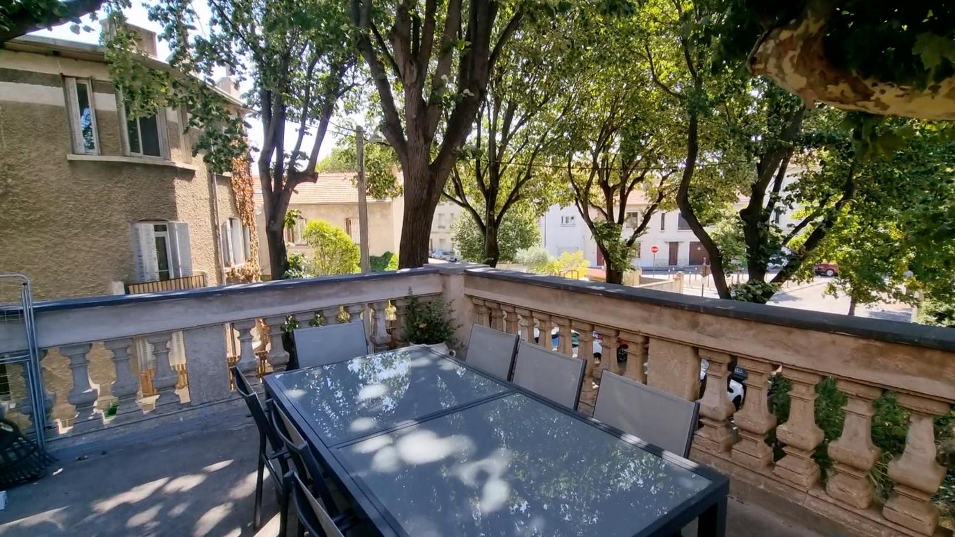 Hébergement de vacances Maison De Caractere En Plein Coeur De La Provence *